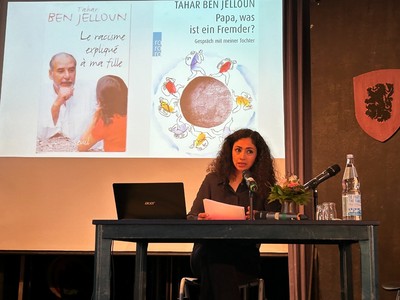 Najima El Moussaoui in Marienau - Wandern zwischen den ... Image 1